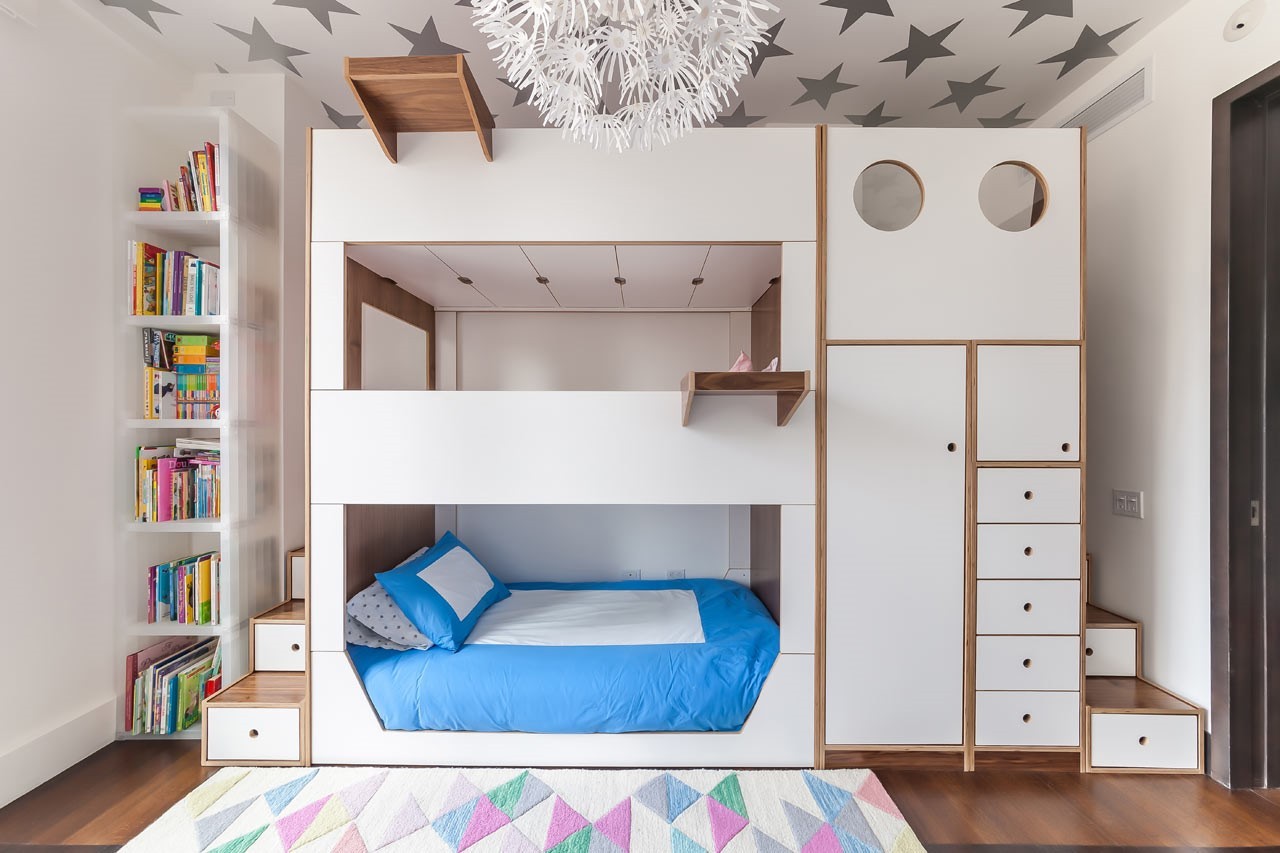 Mẫu giường 3 tầng cho người lớn và trẻ em