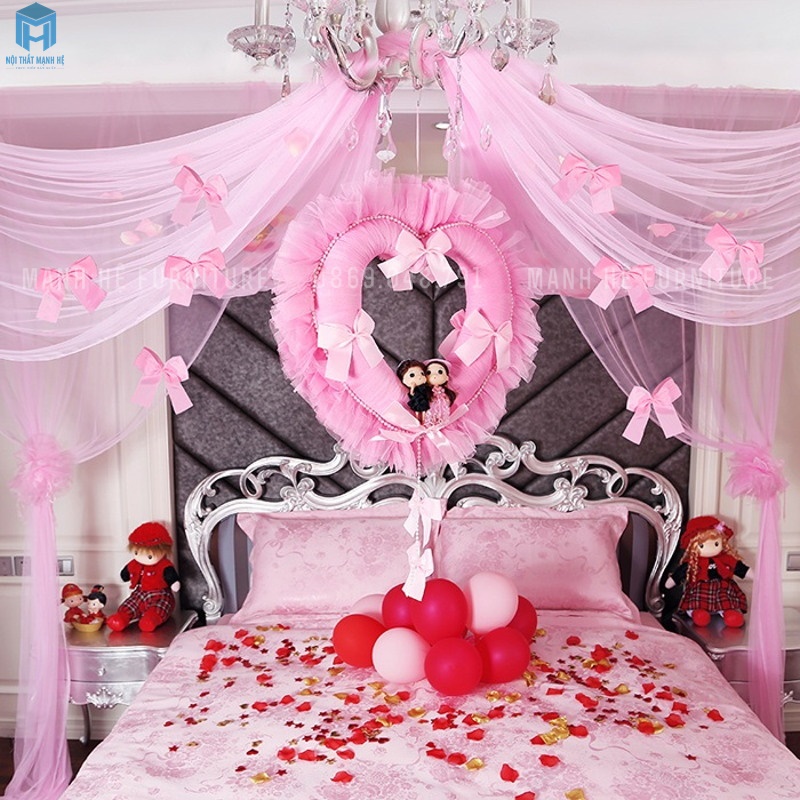 Trang trí phòng ngủ tân hôn màu hồng