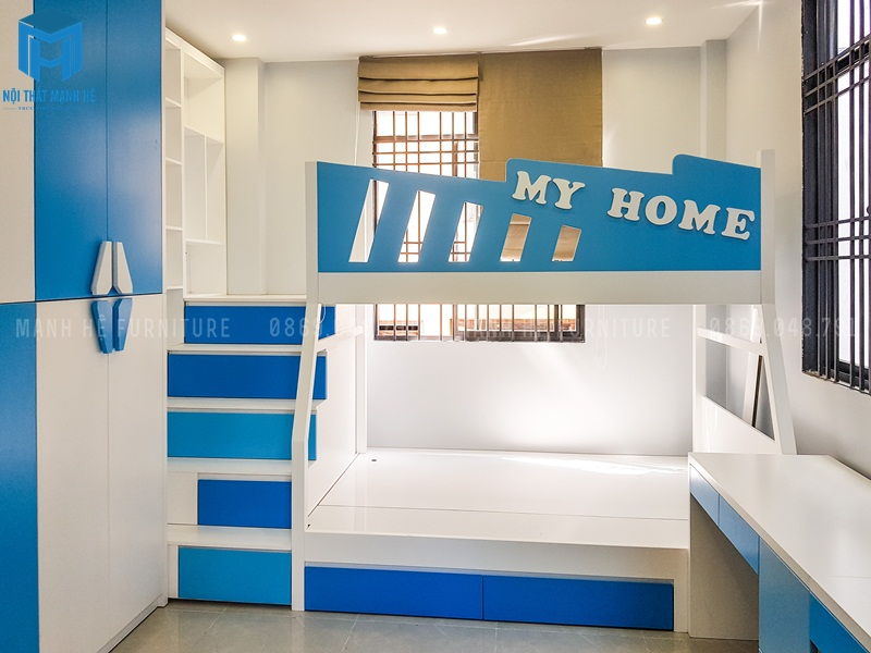 Giường tầng với thiết kế độc đáo, sử dụng bậc thang làm hộc đựng đồ