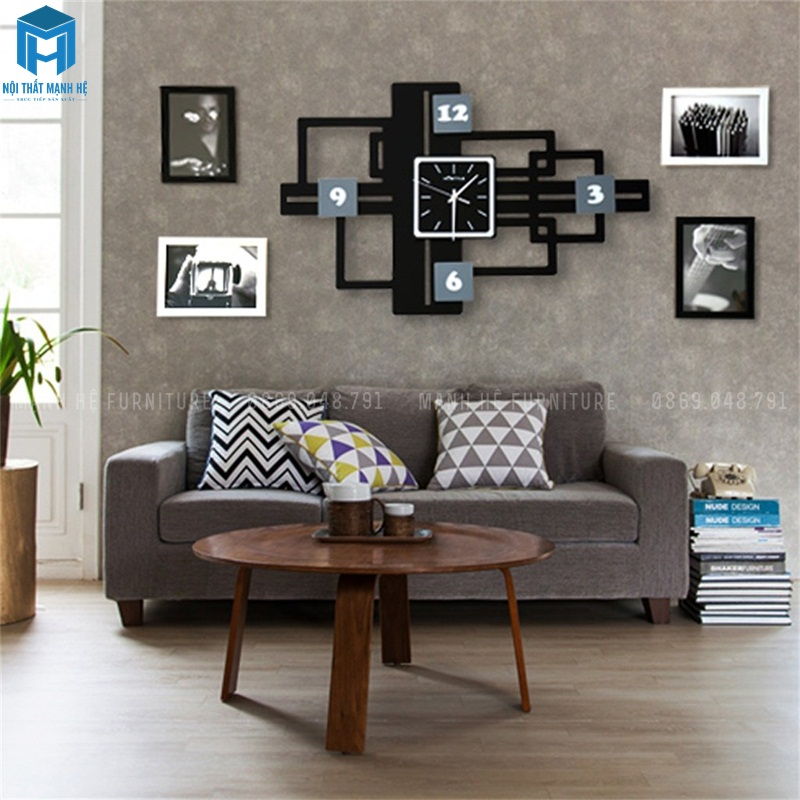 Đồng hồ treo tường được thiết kế hình dáng cách điệu, cầu kỳ