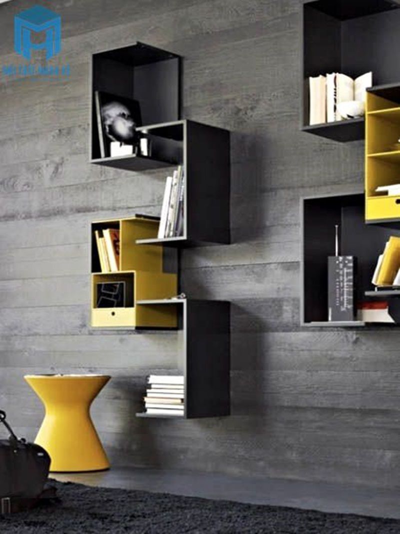 Kệ sách và trang trí vàng đen ấn tượng