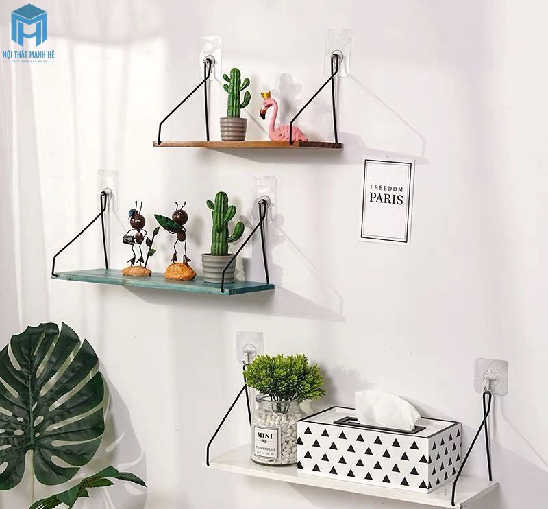 Kệ trang trí phòng khách đẹp tuyệt vời bằng móc dán tường