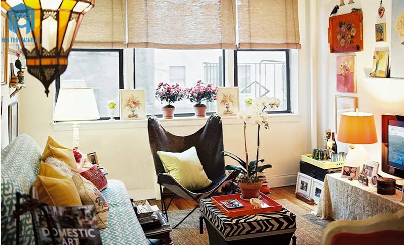 Phòng khách nhiều màu sắc sinh động
