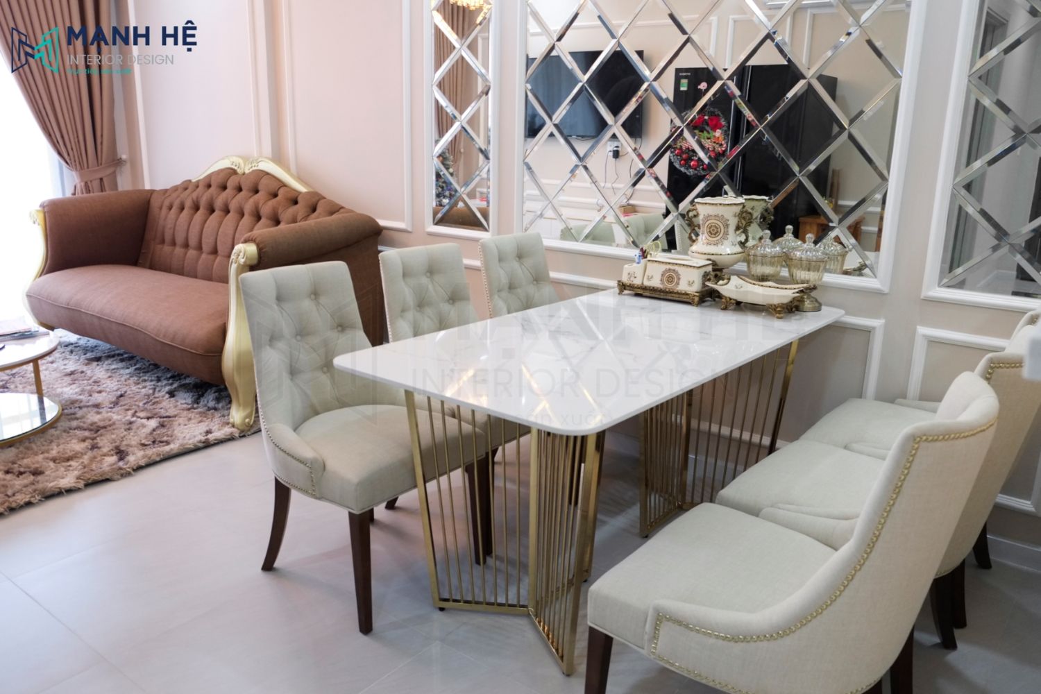 Hoàn thiện nội thất căn hộ tân cổ điển Gold View – 70m2 Hoàn thiện nội thất căn hộ tân cổ điển Gold View – 70m2