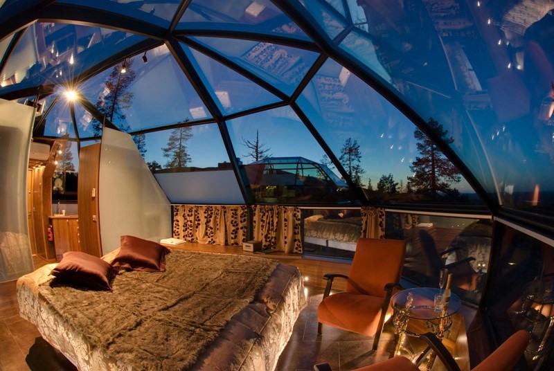 Phòng ngủ mái vòm bằng kính