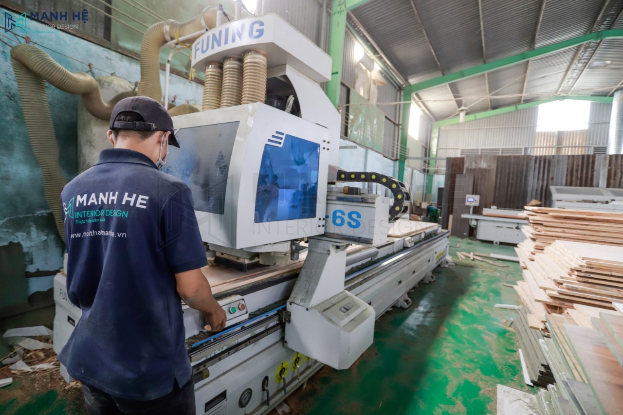 Máy cắt CNC tự động