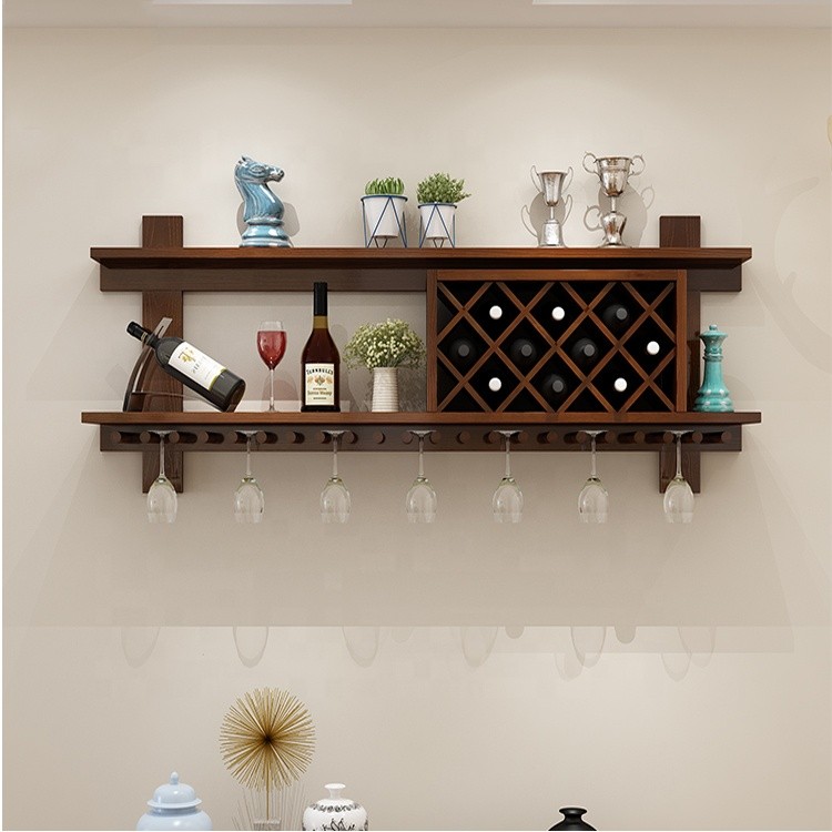 Tủ rượu treo tường nhỏ kết hợp kệ trang trí đặt tại phòng khách