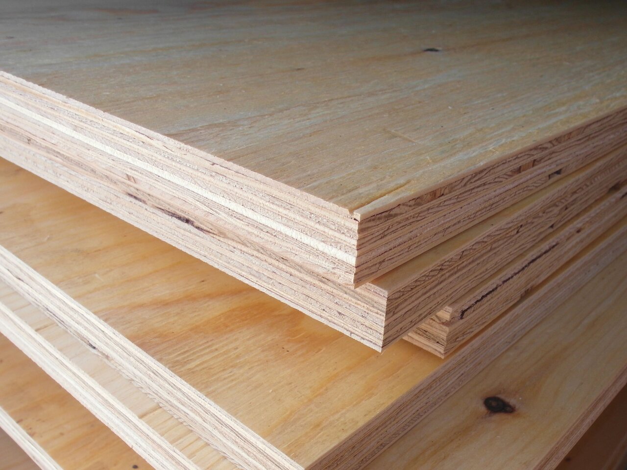 Những nhược điểm trong quá trình sử dụng gỗ ép