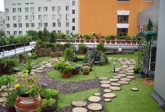 Một mẫu thiết kế tiểu cảnh sân vườn đẹp trên sân thượng