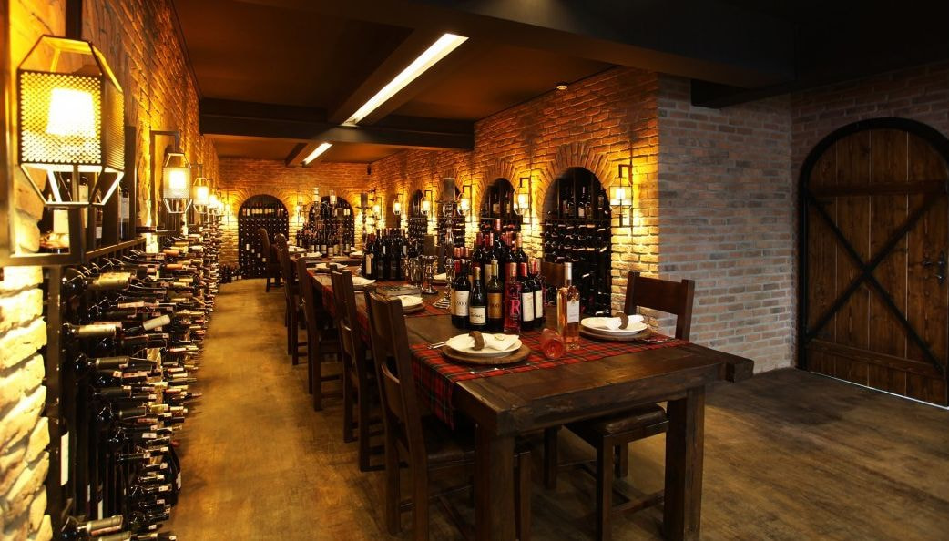 Hầm rượu lớn cho các nhà hàng, khách sạn