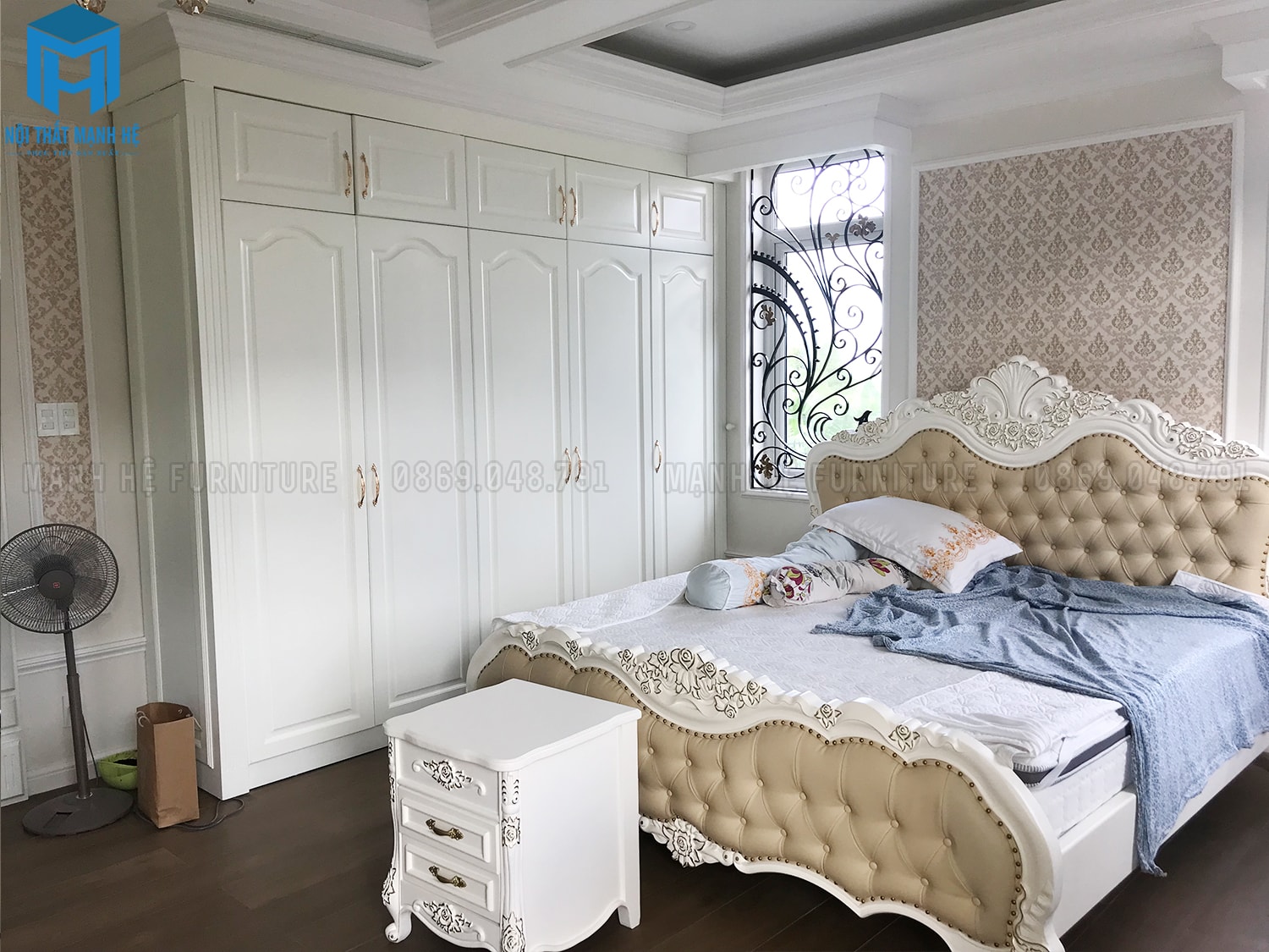 Phòng ngủ được làm hoàn toàn từ gỗ sẽ giúp không gian thêm phần sang trọng, ấm áp cho gia chủ