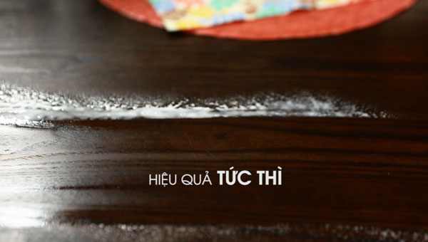 Vệ sinh đồ gỗ nhanh và đơn giản bằng dung dịch nước xịt, dầu đánh bóng