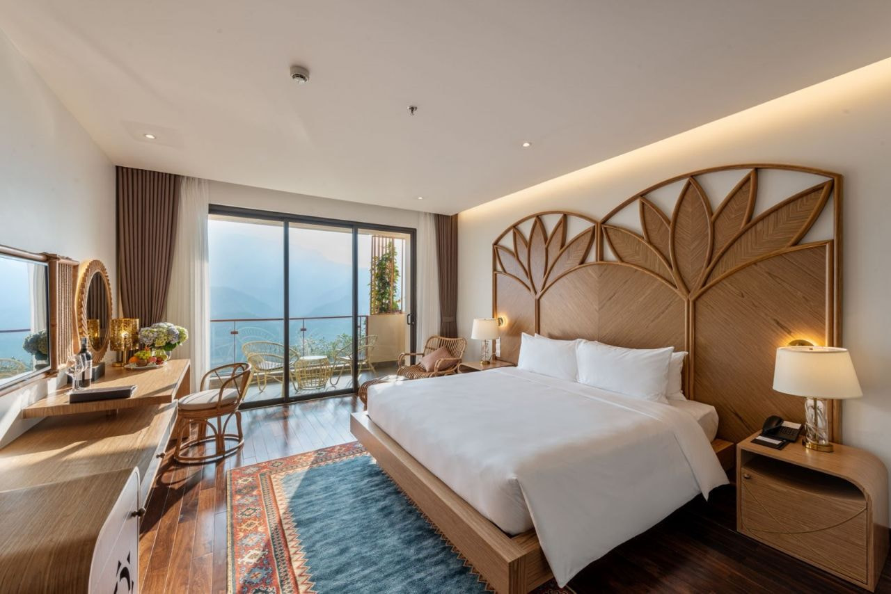 Thi công phòng Suite với view ngắm nhìn núi