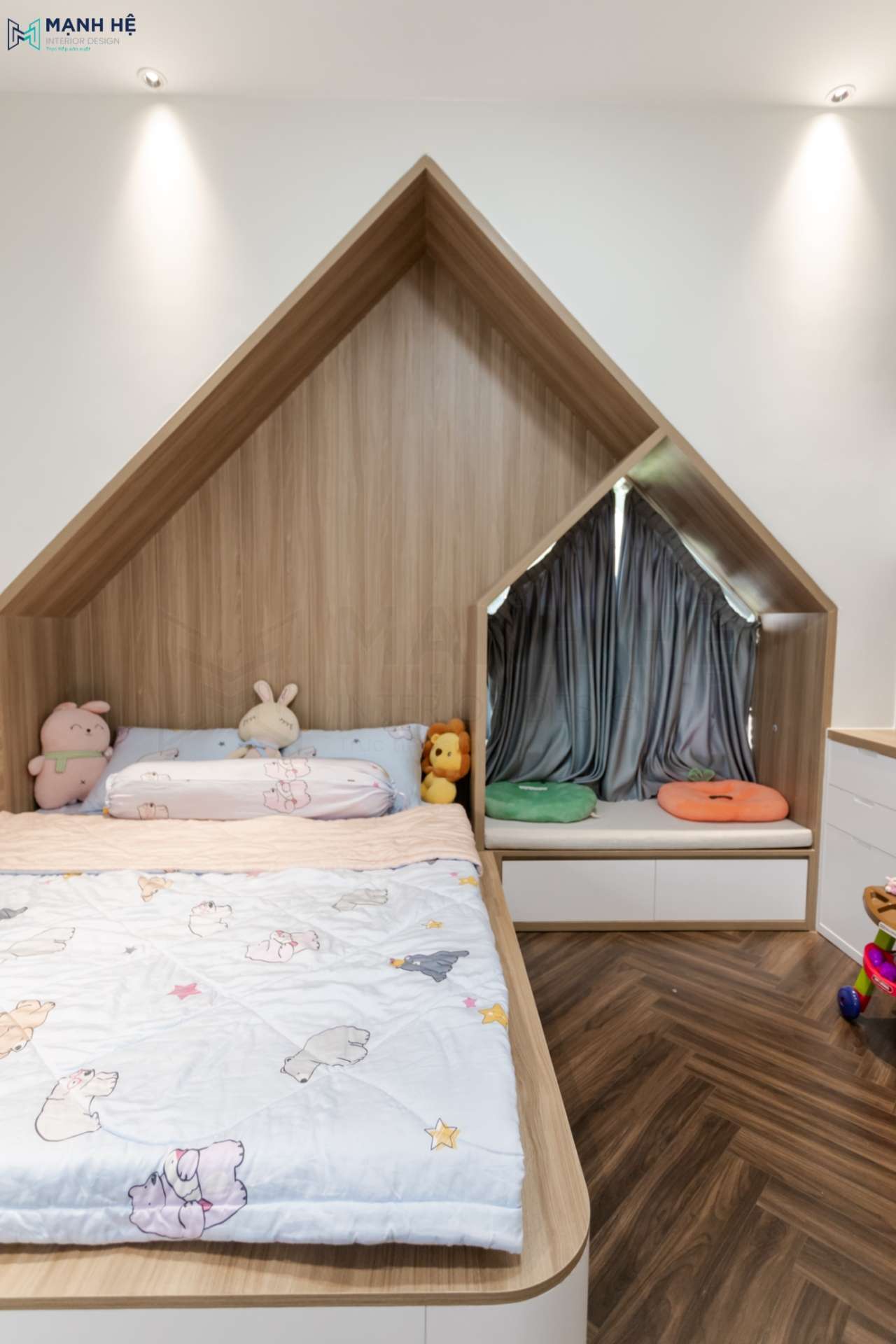 Thi công hoàn thiện nội thất nhà phố Thủ Đức – 3 lầu Thi công hoàn thiện nội thất nhà phố Thủ Đức – 3 lầu