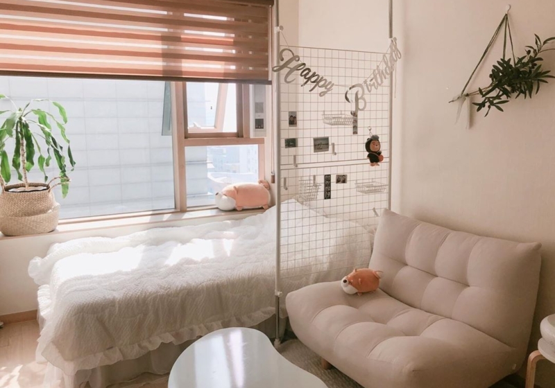 Trang Tri Buc Cua So 2