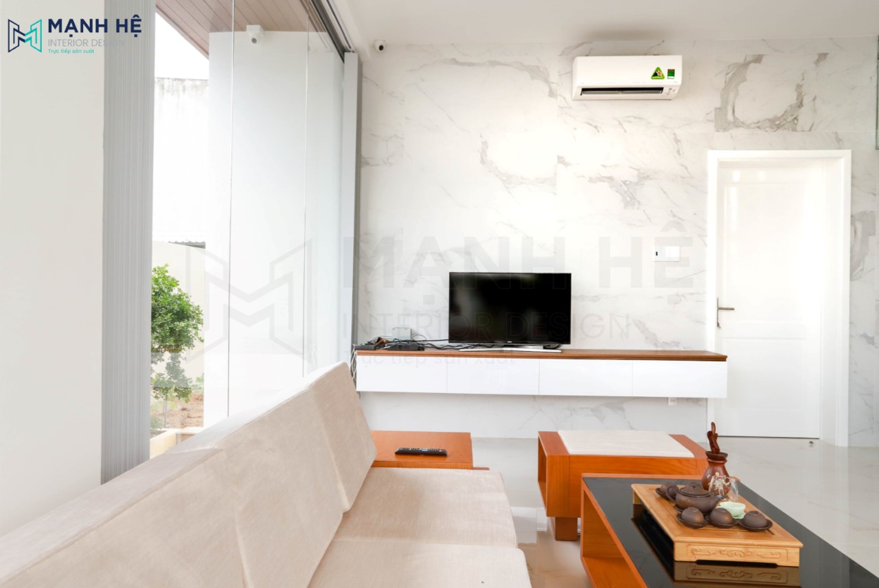 1.2 Kệ Tivi Treo Tường Phòng Khách Vách ốp đá marble vân mây sau kệ tivi phòng khách sang trọng