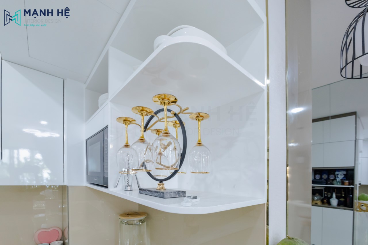 Lựa chọn mẫu tủ bếp chữ U đẹp gia tăng không gian sử dụng