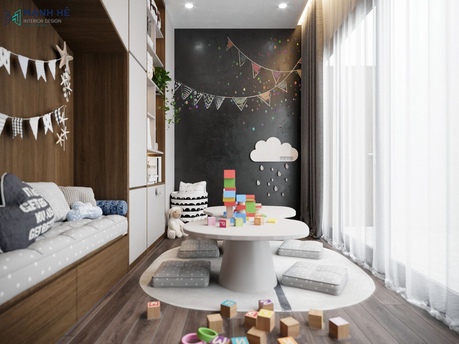 Phòng chơi trẻ em với bàn chơi ở giữa, bảng đen vẽ họa tiết cờ dây và mây trắng, ánh sáng tự nhiên tràn ngập từ khung cửa lớn