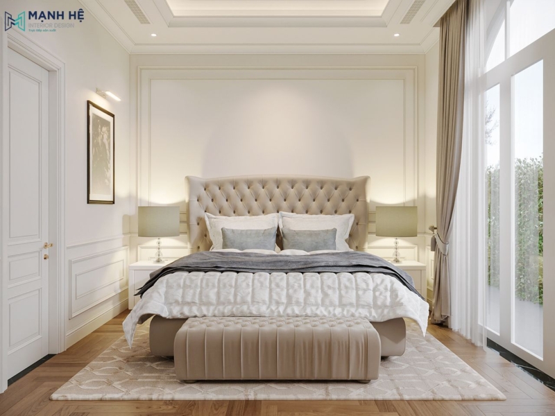 Giường ngủ bọc nệm cao cấp với đầu giường thiết kế dạng cánh quạt, kết hợp đèn ngủ đối xứng trong phòng ngủ tân cổ điển thanh lịch