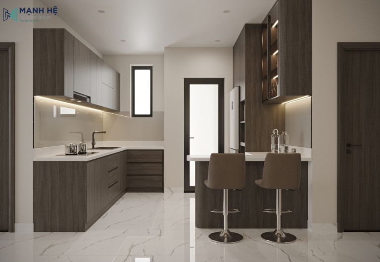 Không gian bếp chung cư tiện nghi với hệ tủ bếp chữ L kết hợp quầy bar mini sử dụng gam màu nâu chủ đạo